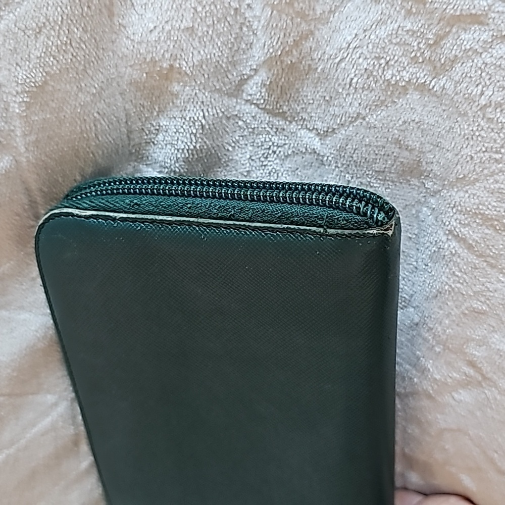 PRADA WALLET - Picture 9 of 15